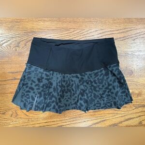 Lululemon Athletica Black Leopard Women's Tennis Skort, Size 6 Regular
